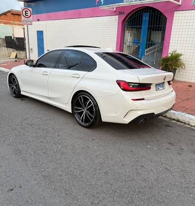 BMW 320i 2.0 16V TURBO GASOLINA M SPORT AUTOMÁTICO